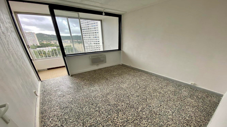 Ma-Cabane - Location Appartement MARSEILLE 9, 57 m²