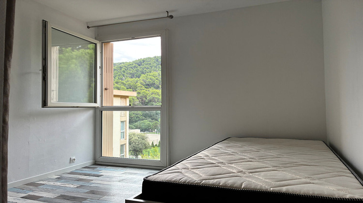Ma-Cabane - Location Appartement MARSEILLE 9, 86 m²