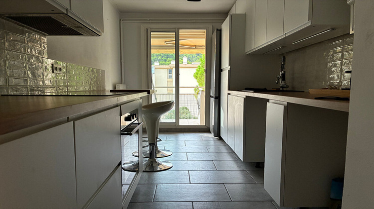 Ma-Cabane - Location Appartement MARSEILLE 9, 86 m²