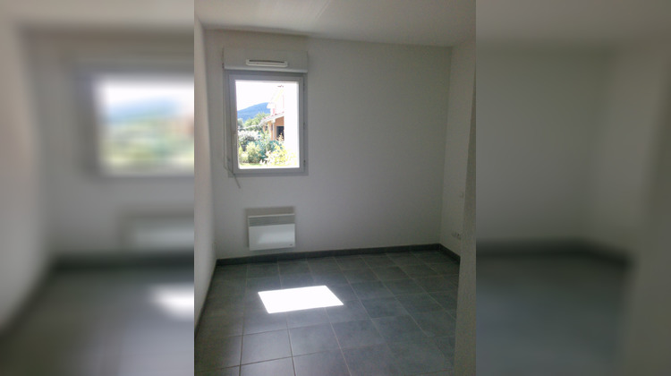 Ma-Cabane - Location Appartement Martres-Tolosane, 35 m²