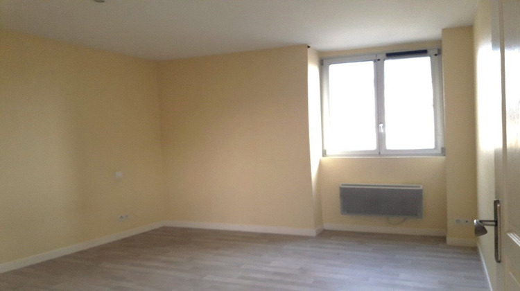 Ma-Cabane - Location Appartement Mayenne, 49 m²