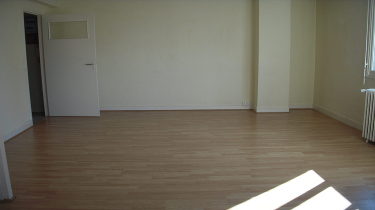 Ma-Cabane - Location Appartement Mayenne, 81 m²