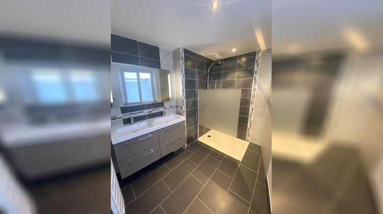 Ma-Cabane - Location Appartement Mayenne, 149 m²