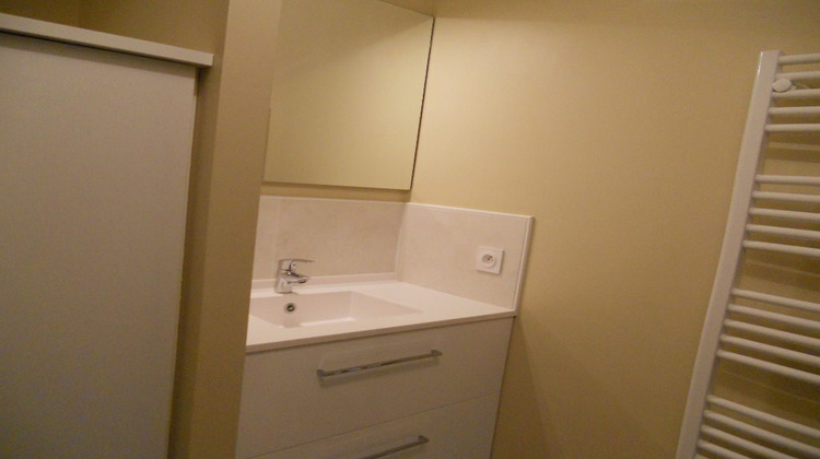 Ma-Cabane - Location Appartement Mayenne, 40 m²
