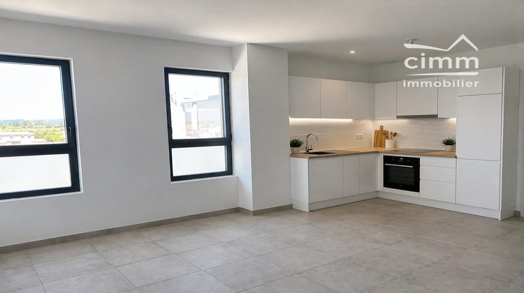 Ma-Cabane - Location Appartement Mazan, 67 m²
