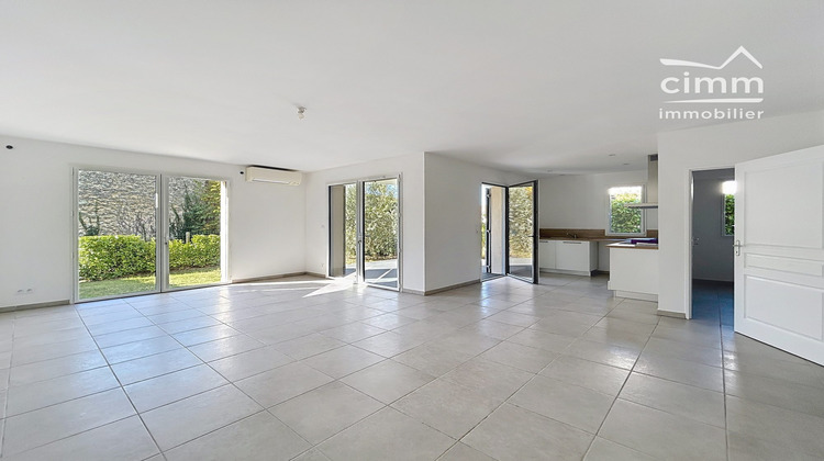 Ma-Cabane - Location Appartement Mazan, 81 m²