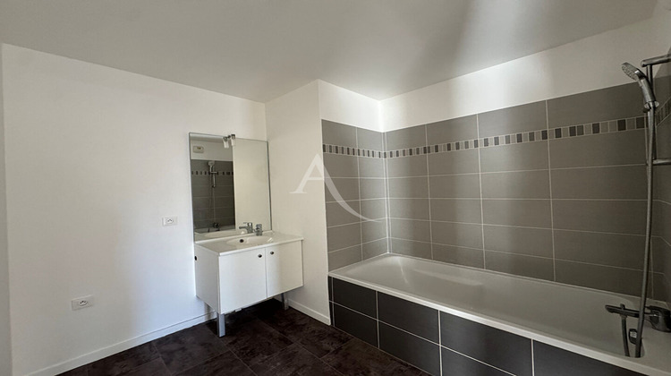 Ma-Cabane - Location Appartement MEAUX, 59 m²