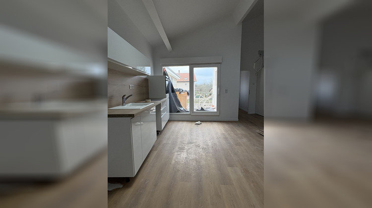 Ma-Cabane - Location Appartement MECLEUVES, 84 m²