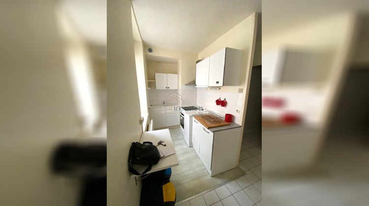 Ma-Cabane - Location Appartement MEHUN-SUR-YEVRE, 47 m²