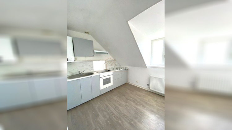 Ma-Cabane - Location Appartement MEHUN-SUR-YEVRE, 46 m²