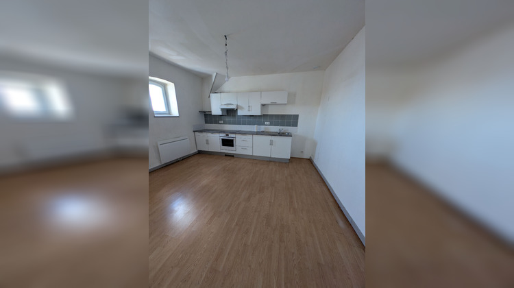 Ma-Cabane - Location Appartement MEHUN-SUR-YEVRE, 71 m²