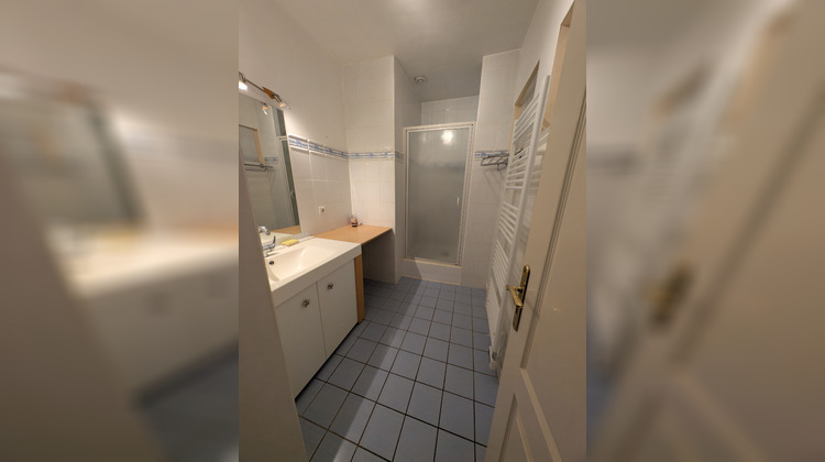 Ma-Cabane - Location Appartement MEHUN-SUR-YEVRE, 71 m²