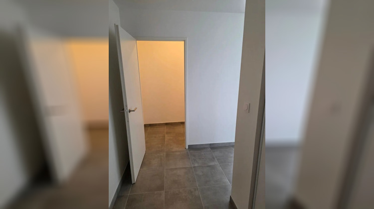 Ma-Cabane - Location Appartement MELUN, 77 m²
