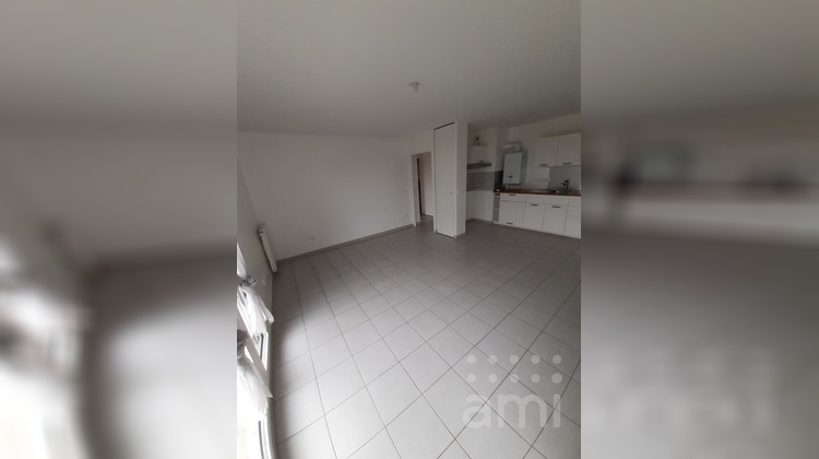 Ma-Cabane - Location Appartement MENUCOURT, 43 m²