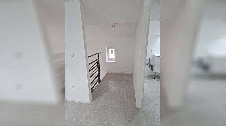 Ma-Cabane - Location Appartement MEXIMIEUX, 48 m²