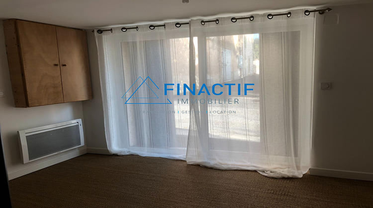 Ma-Cabane - Location Appartement MEYRARGUES, 70 m²