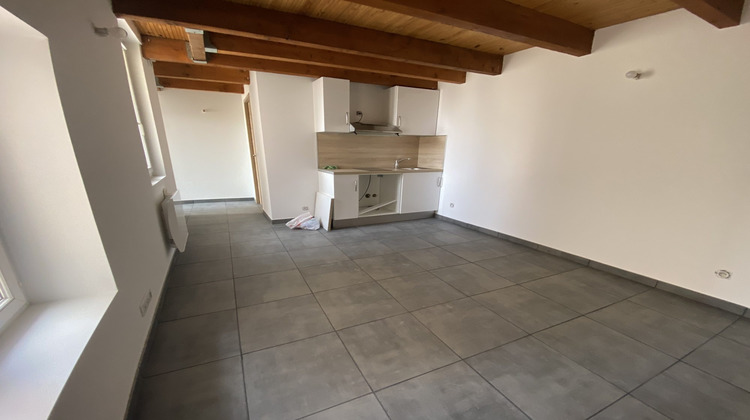 Ma-Cabane - Location Appartement Meyreuil, 38 m²