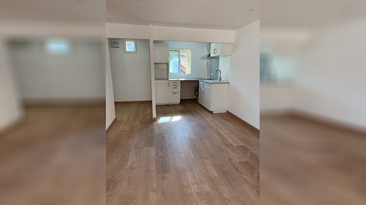 Ma-Cabane - Location Appartement MEZE, 38 m²