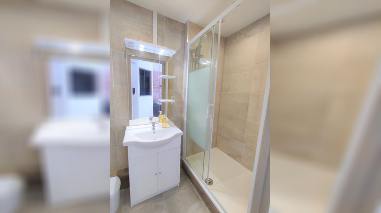 Ma-Cabane - Location Appartement MEZEL, 30 m²
