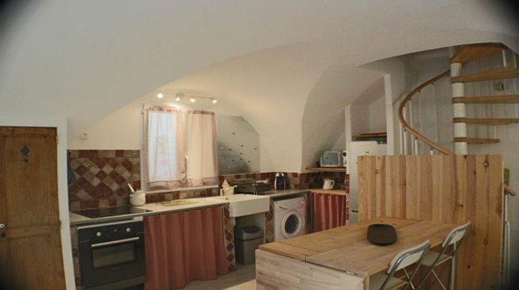 Ma-Cabane - Location Appartement Mirabeau, 54 m²