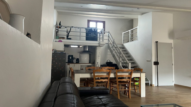 Ma-Cabane - Location Appartement Mirabeau, 80 m²