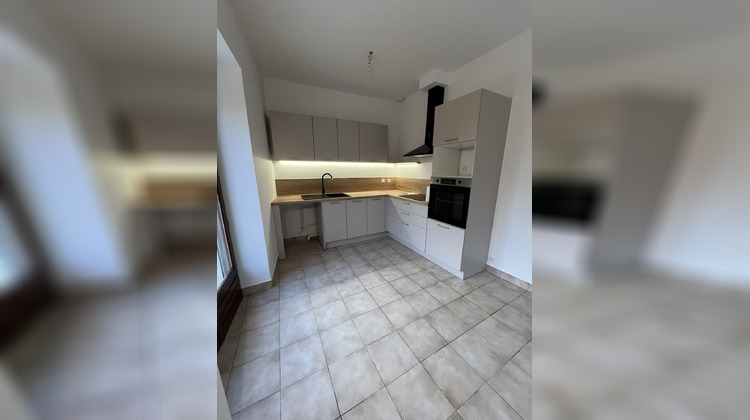 Ma-Cabane - Location Appartement Mirabel-et-Blacons, 111 m²