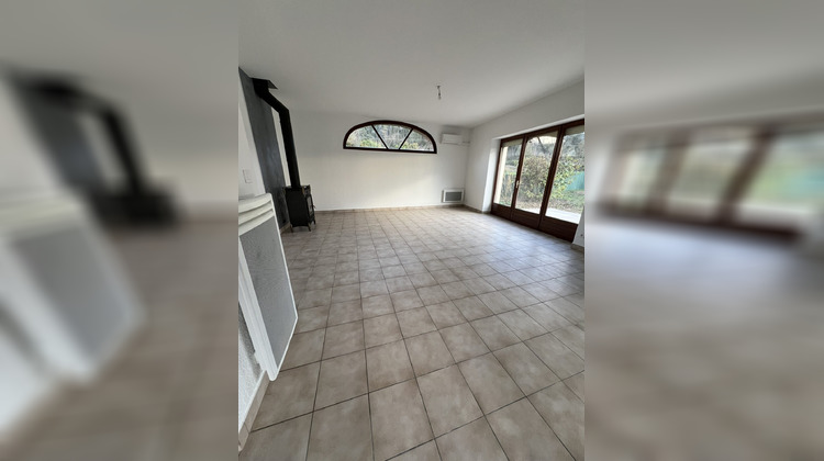 Ma-Cabane - Location Appartement Mirabel-et-Blacons, 111 m²