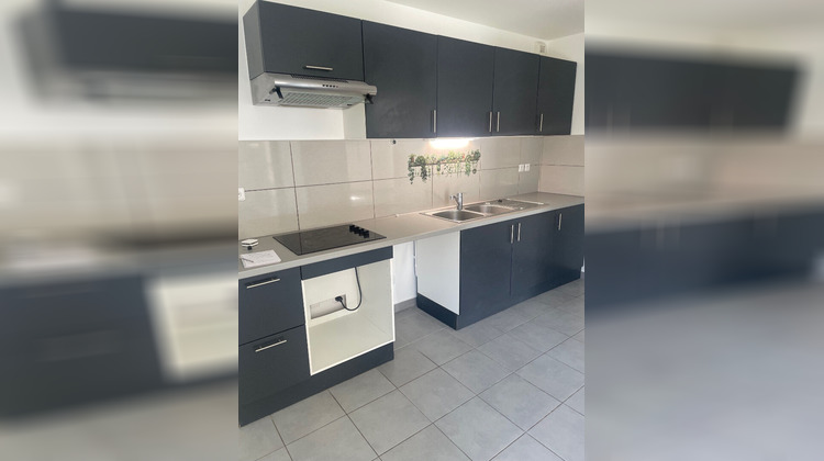 Ma-Cabane - Location Appartement MIRAMAS, 112 m²