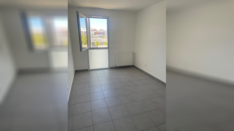 Ma-Cabane - Location Appartement MIRAMAS, 112 m²