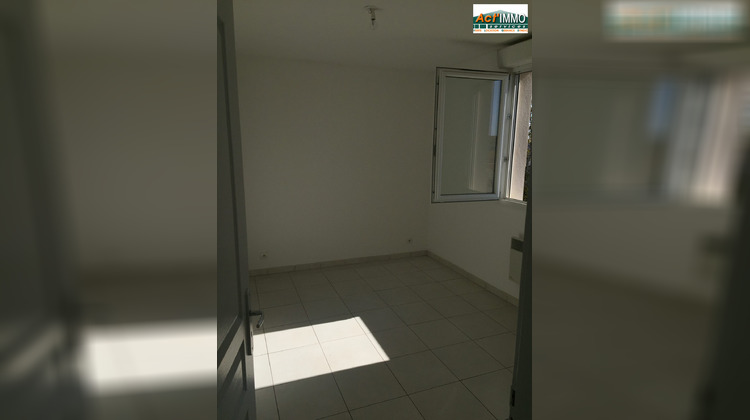 Ma-Cabane - Location Appartement MIRAMAS, 38 m²