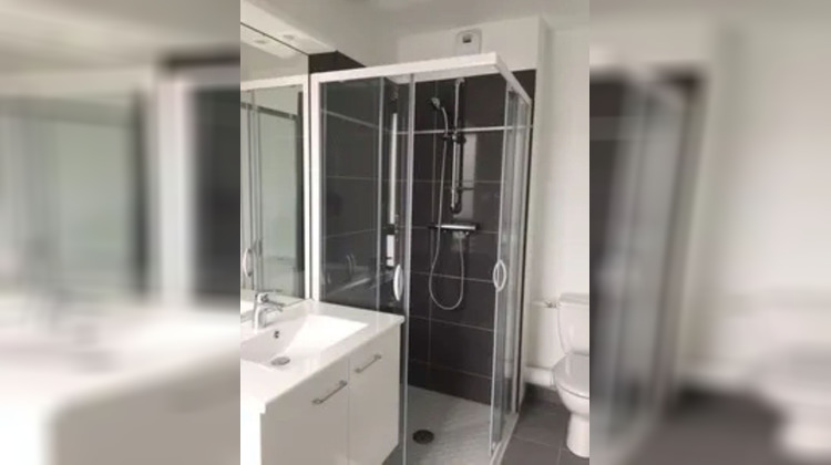 Ma-Cabane - Location Appartement MIRAMAS, 57 m²