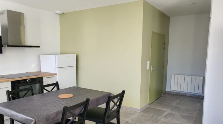 Ma-Cabane - Location Appartement Mirambeau, 31 m²