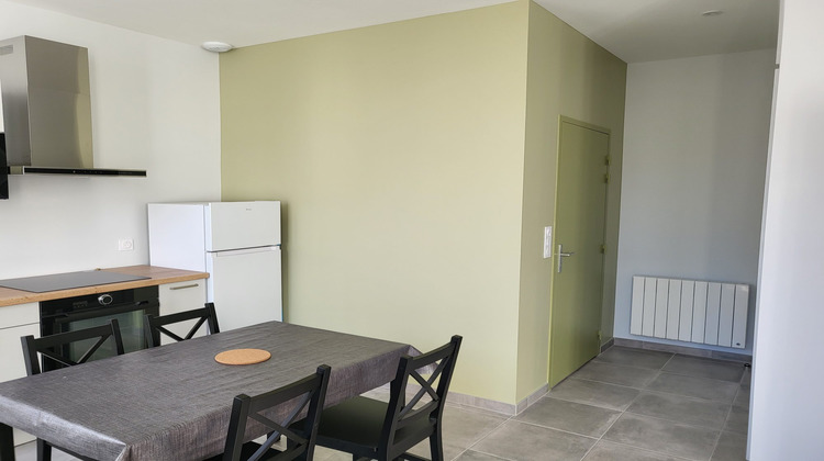 Ma-Cabane - Location Appartement Mirambeau, 30 m²