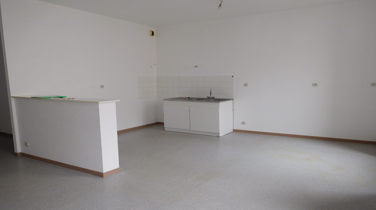 Ma-Cabane - Location Appartement Mirambeau, 58 m²