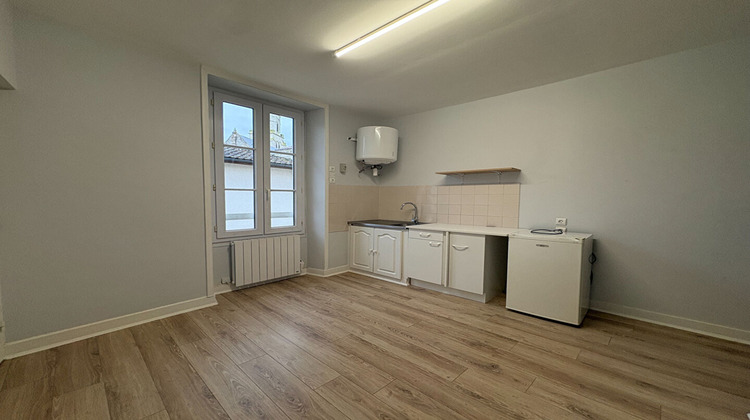 Ma-Cabane - Location Appartement MIREBEAU, 30 m²