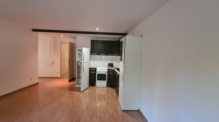 Ma-Cabane - Location Appartement MIREBEAU-SUR-BEZE, 68 m²