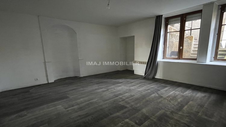 Ma-Cabane - Location Appartement Mirecourt, 45 m²