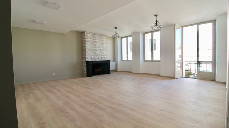 Ma-Cabane - Location Appartement MONCLAR, 69 m²