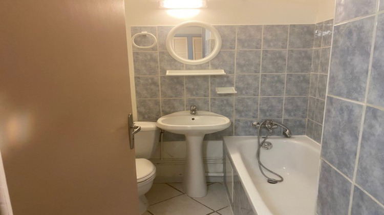 Ma-Cabane - Location Appartement Mondragon, 28 m²