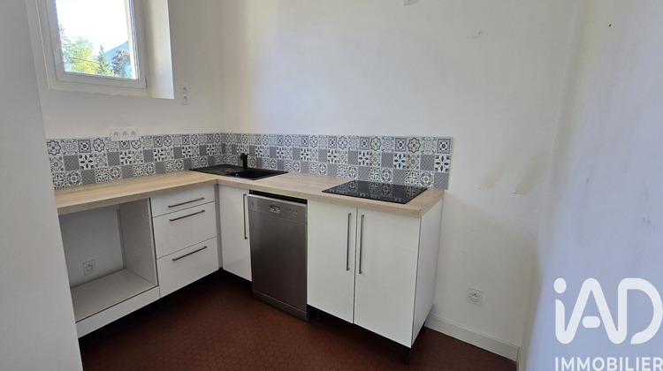 Ma-Cabane - Location Appartement Monestier-de-Clermont, 90 m²