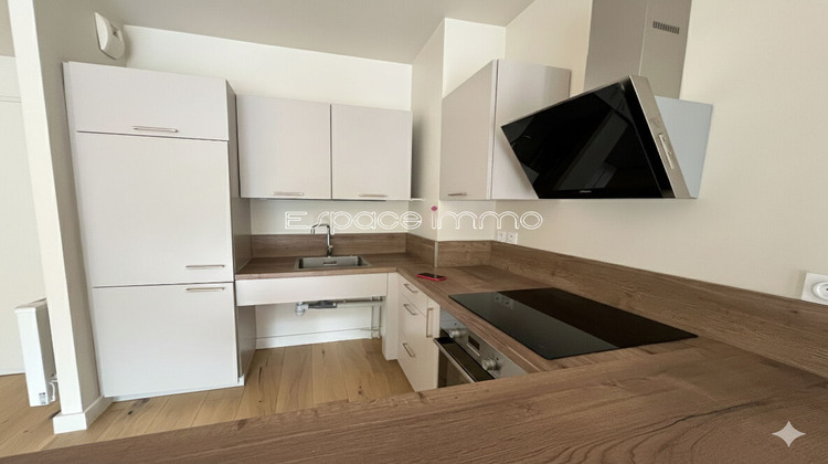 Ma-Cabane - Location Appartement MONT-SAINT-AIGNAN, 49 m²