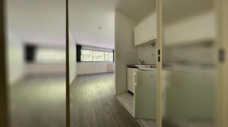 Ma-Cabane - Location Appartement MONT-SAINT-AIGNAN, 22 m²