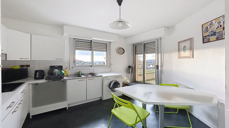 Ma-Cabane - Location Appartement MONT-SAINT-AIGNAN, 70 m²