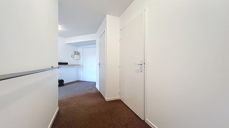 Ma-Cabane - Location Appartement MONT-SAINT-AIGNAN, 52 m²