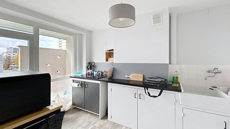 Ma-Cabane - Location Appartement MONT-SAINT-AIGNAN, 66 m²