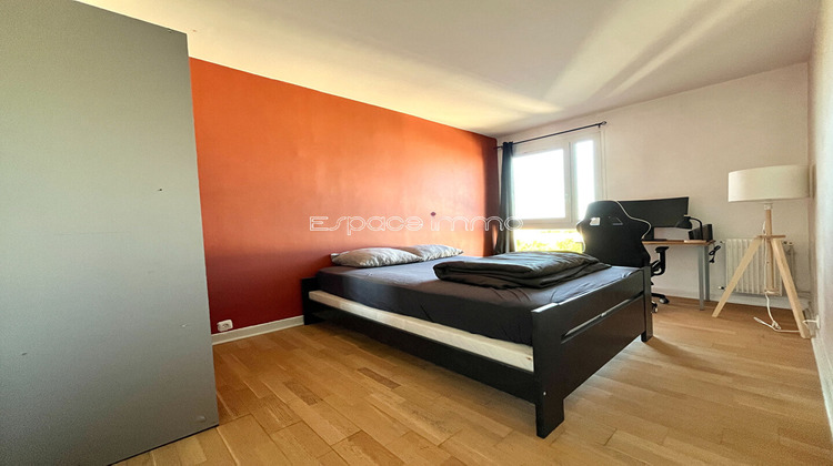 Ma-Cabane - Location Appartement MONT-SAINT-AIGNAN, 77 m²