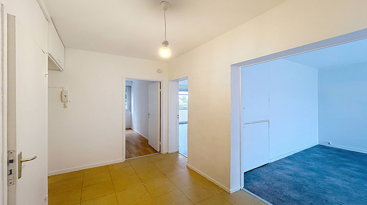 Ma-Cabane - Location Appartement MONT-SAINT-AIGNAN, 58 m²