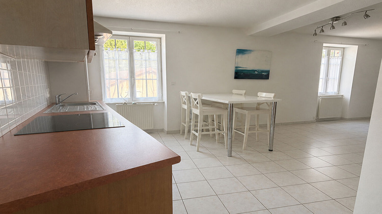Ma-Cabane - Location Appartement MONT-SOUS-VAUDREY, 78 m²
