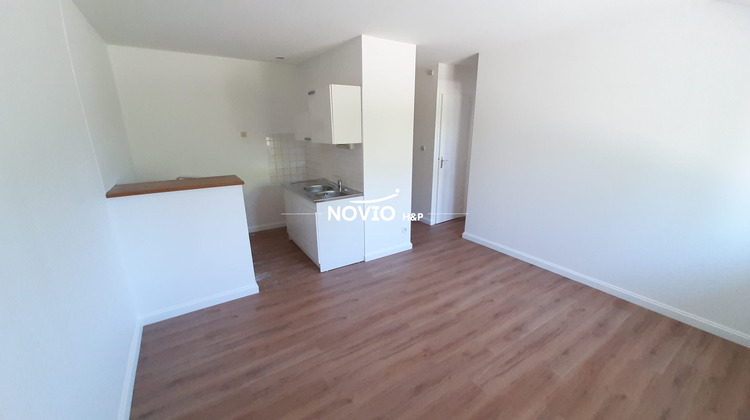 Ma-Cabane - Location Appartement Montamisé, 34 m²