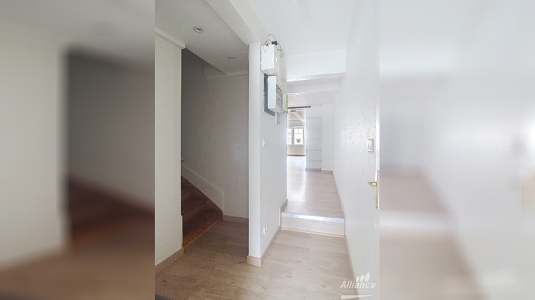 Ma-Cabane - Location Appartement Montbéliard, 91 m²